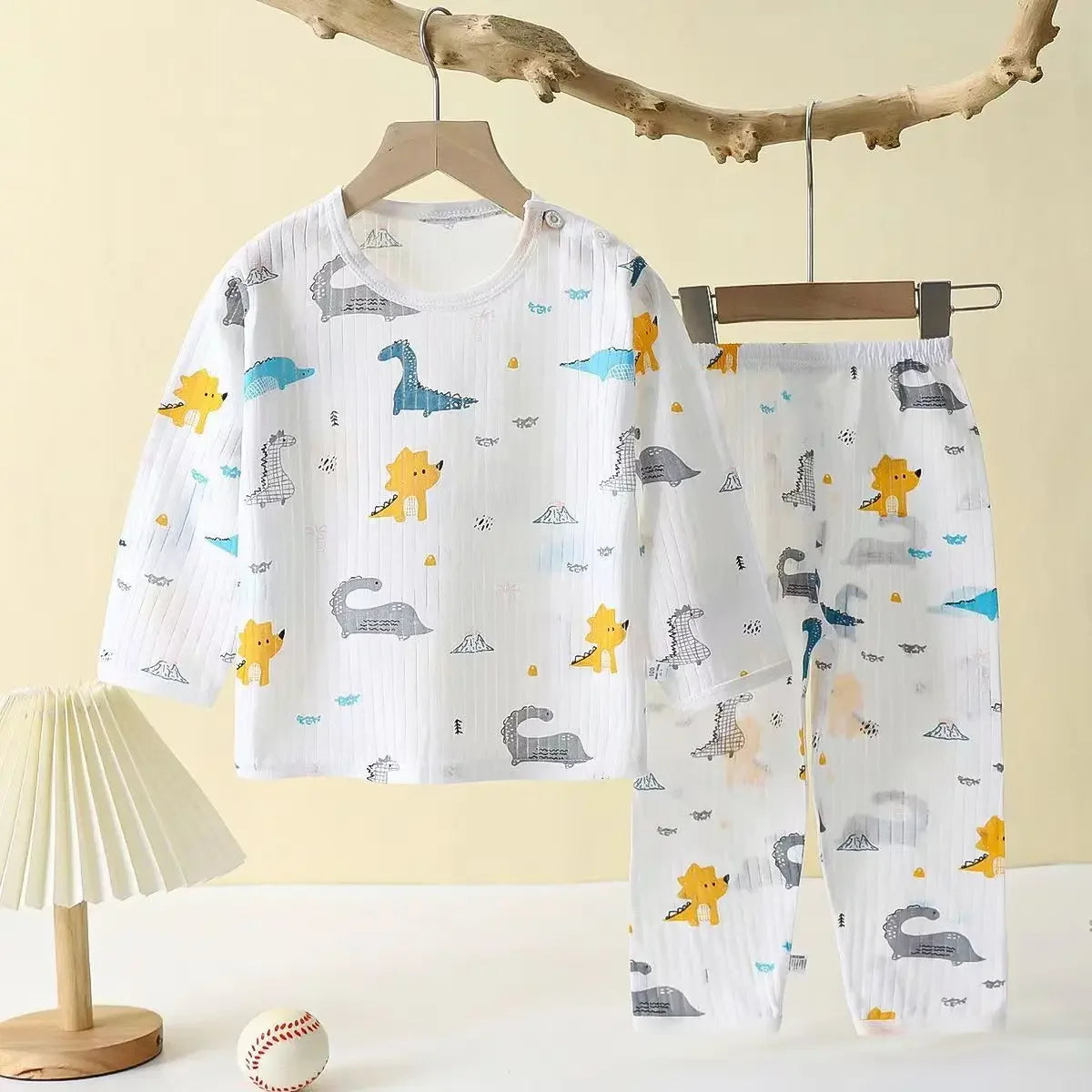 Children long sleeved pyjamas