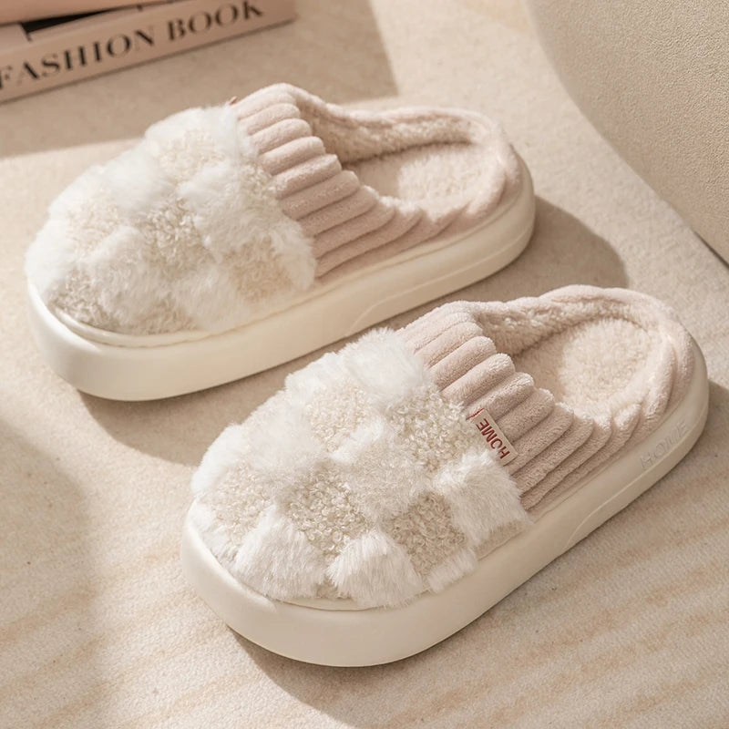 Plaid fluffy platform slippers