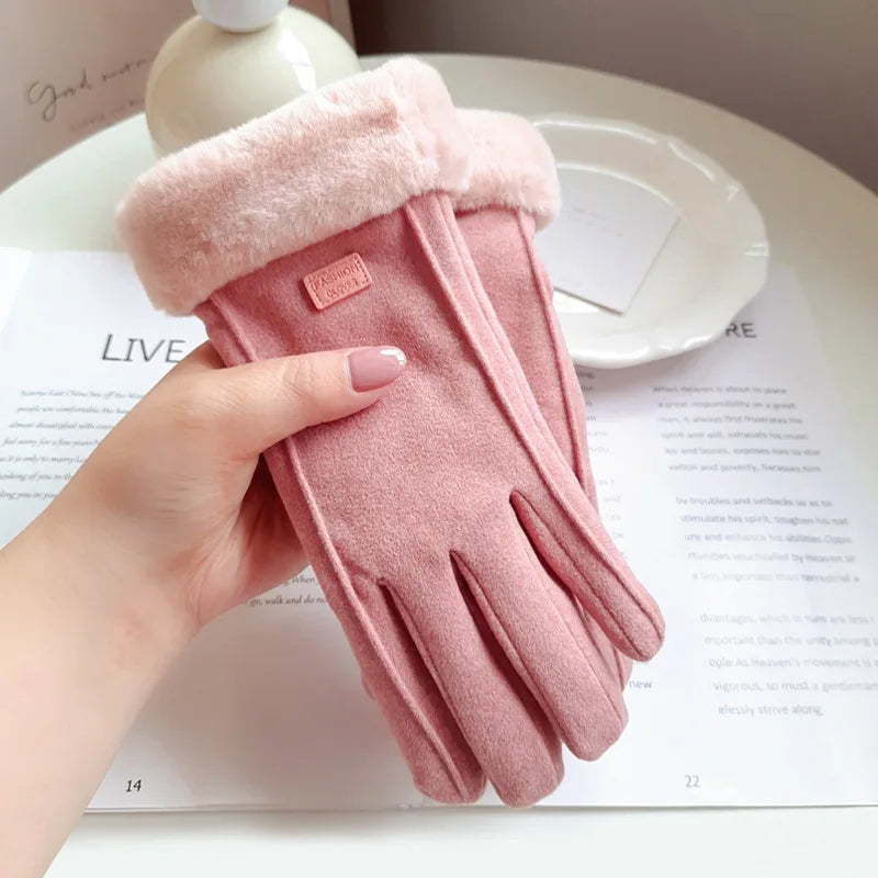 Plush touchscreen gloves