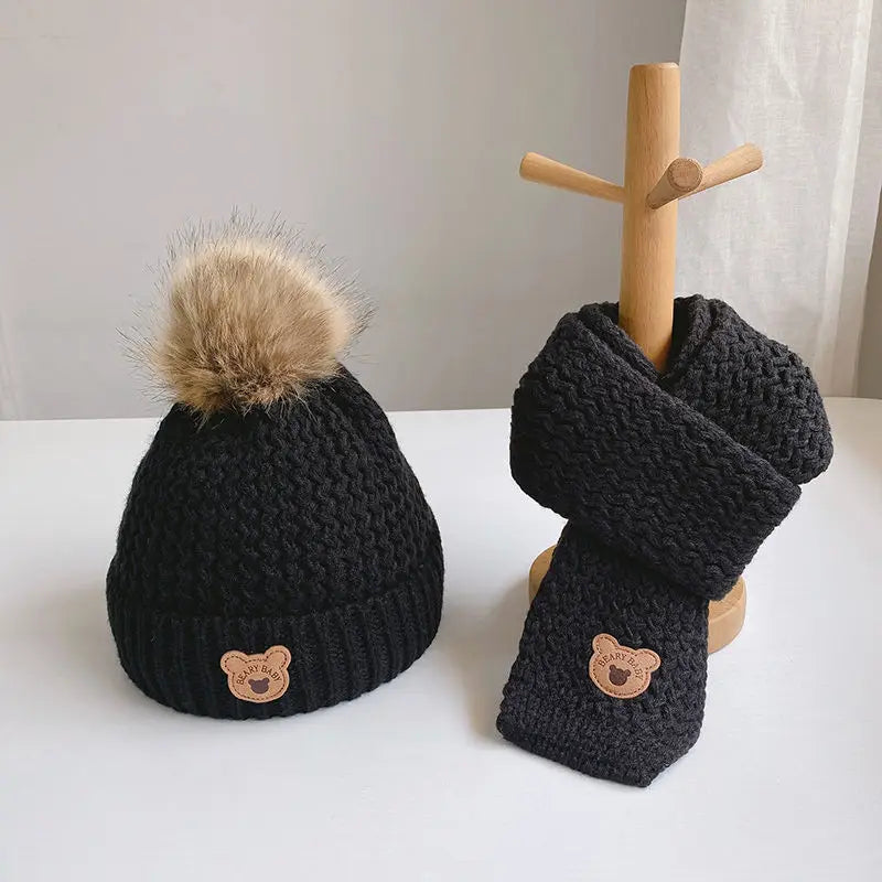 Little bear scarf and hat set