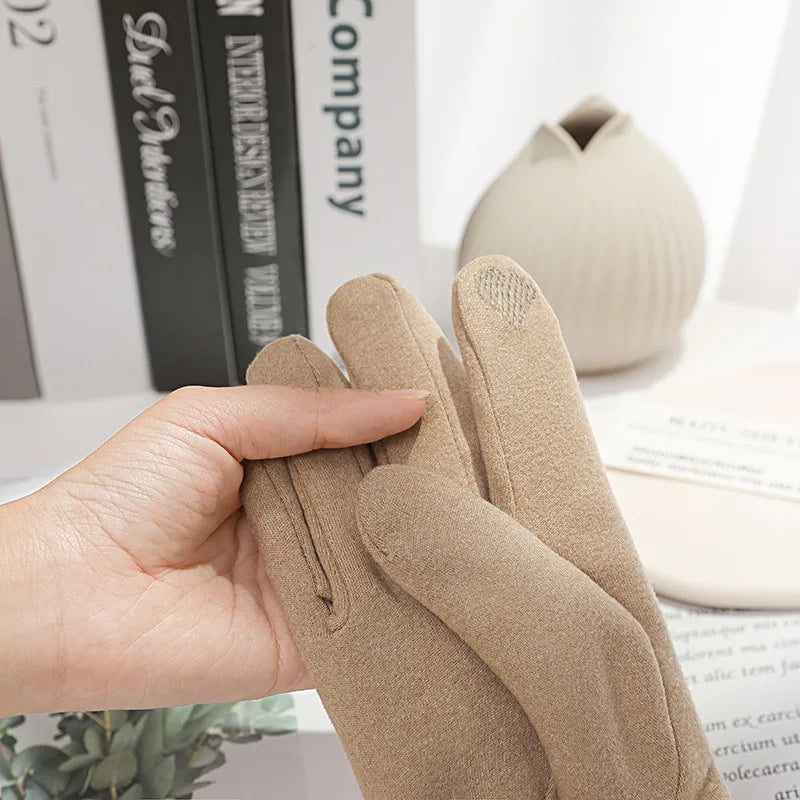 Plush touchscreen gloves