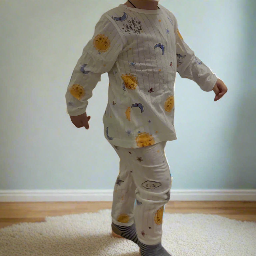 Children long sleeved pyjamas