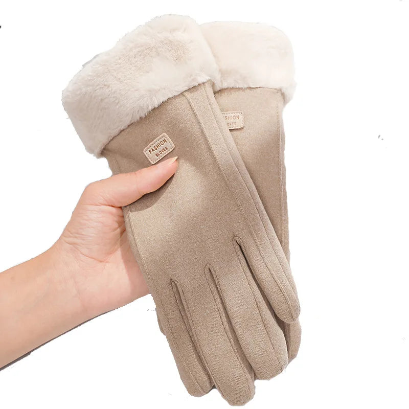 Plush touchscreen gloves